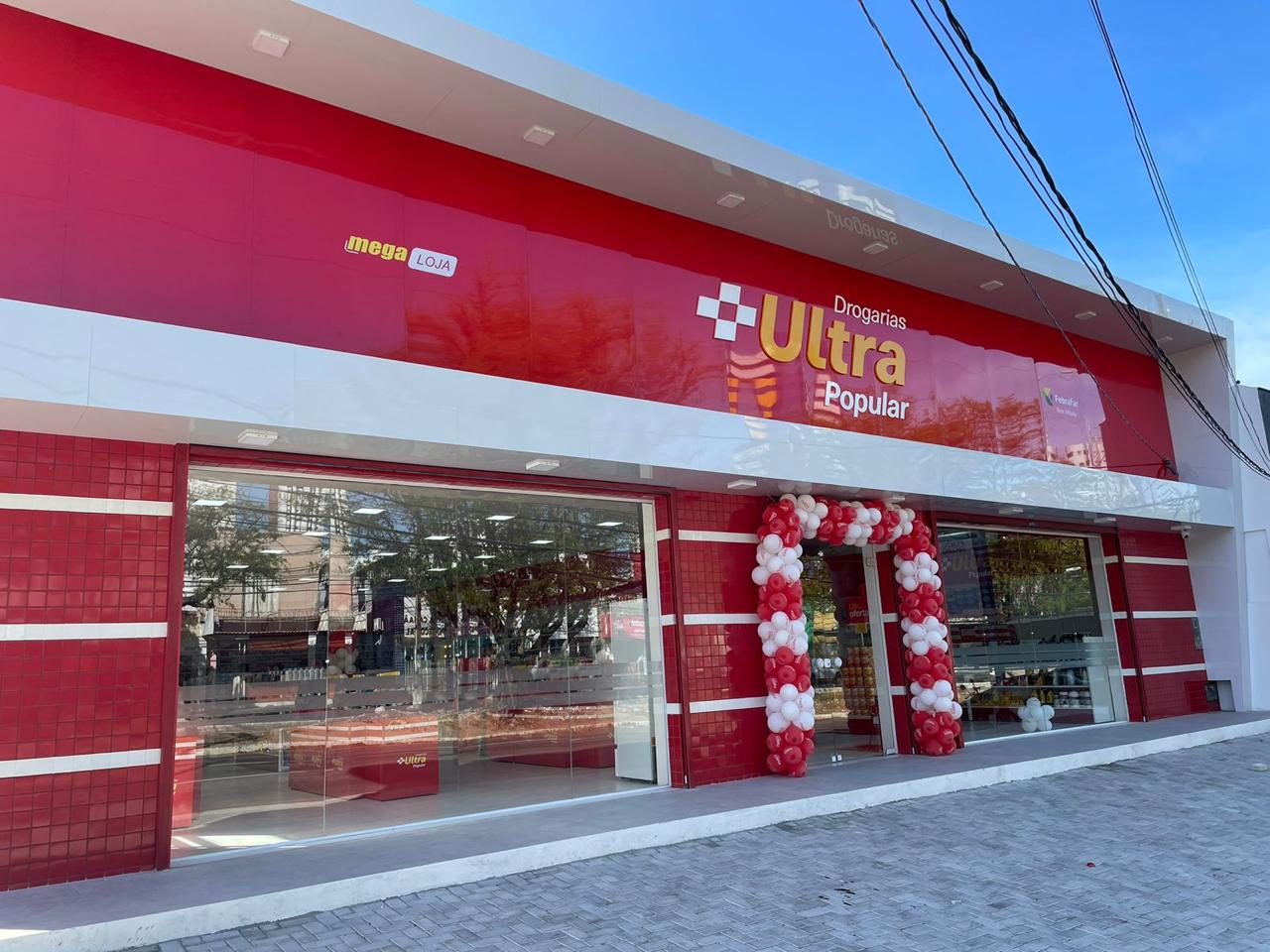 Fachada da Drogarias Ultra Popular